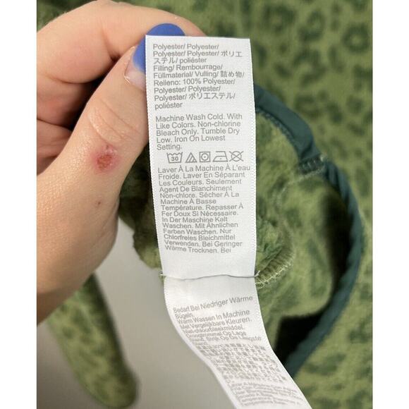 J. Crew Quilted Button-Neck Sherpa Tunic Sweater Green Cheetah Size XXS Women’s - Picture 5 of 6